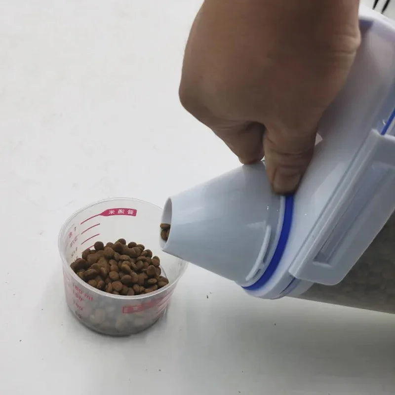 Récipient alimentaire hermétique pour chiens et chats