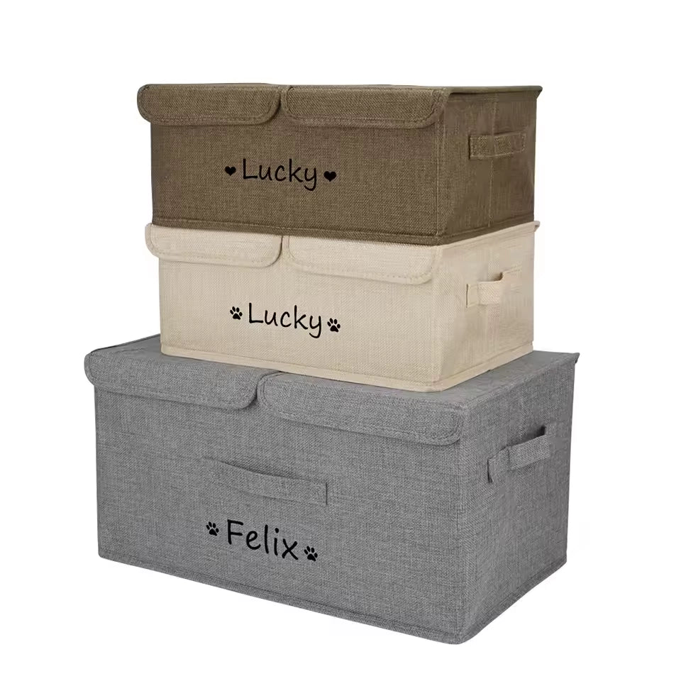 Grijze PETZZ™ gepersonaliseerde speelgoedbox in maat Small met hondennaam"